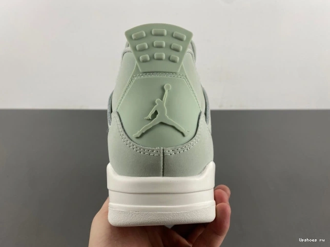  HV0823-003   4 Seafoam Retro Sail Jordan 1118